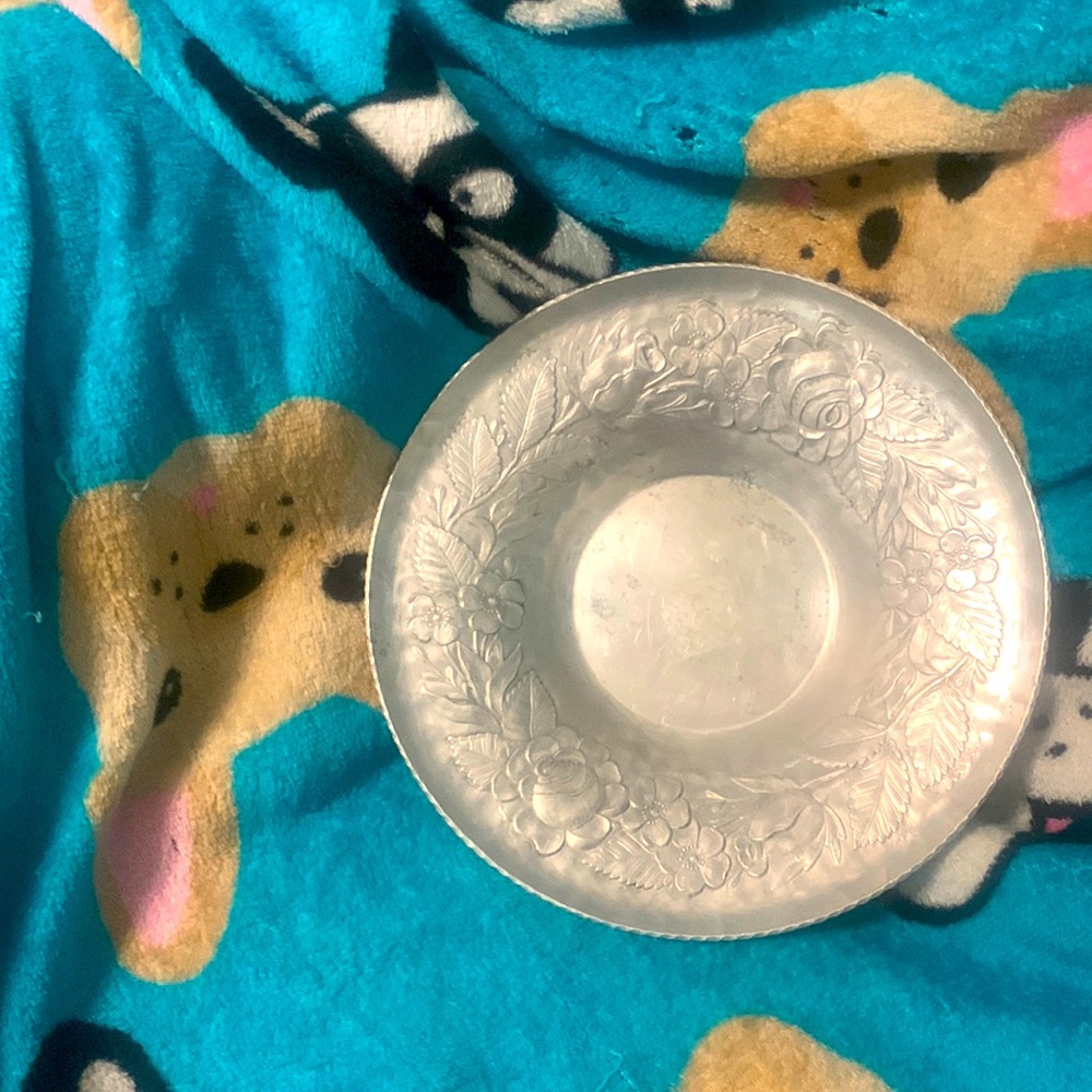 Decorative dish